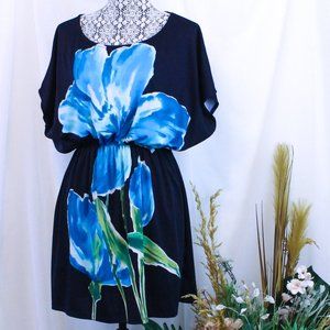 Bailey Blue - Flower Dress - Size XL